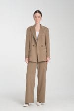 Kahve Çizgili Desen Bol Paça Pantolonlu Kadın Takım Elbise
