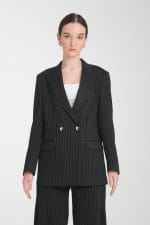 Siyah Çizgili Desen Bol Paça Pantolonlu Kadın Takım Elbise - Görsel 5