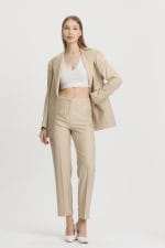 Krem Cep Detaylı Takım Elbise - Görsel 2